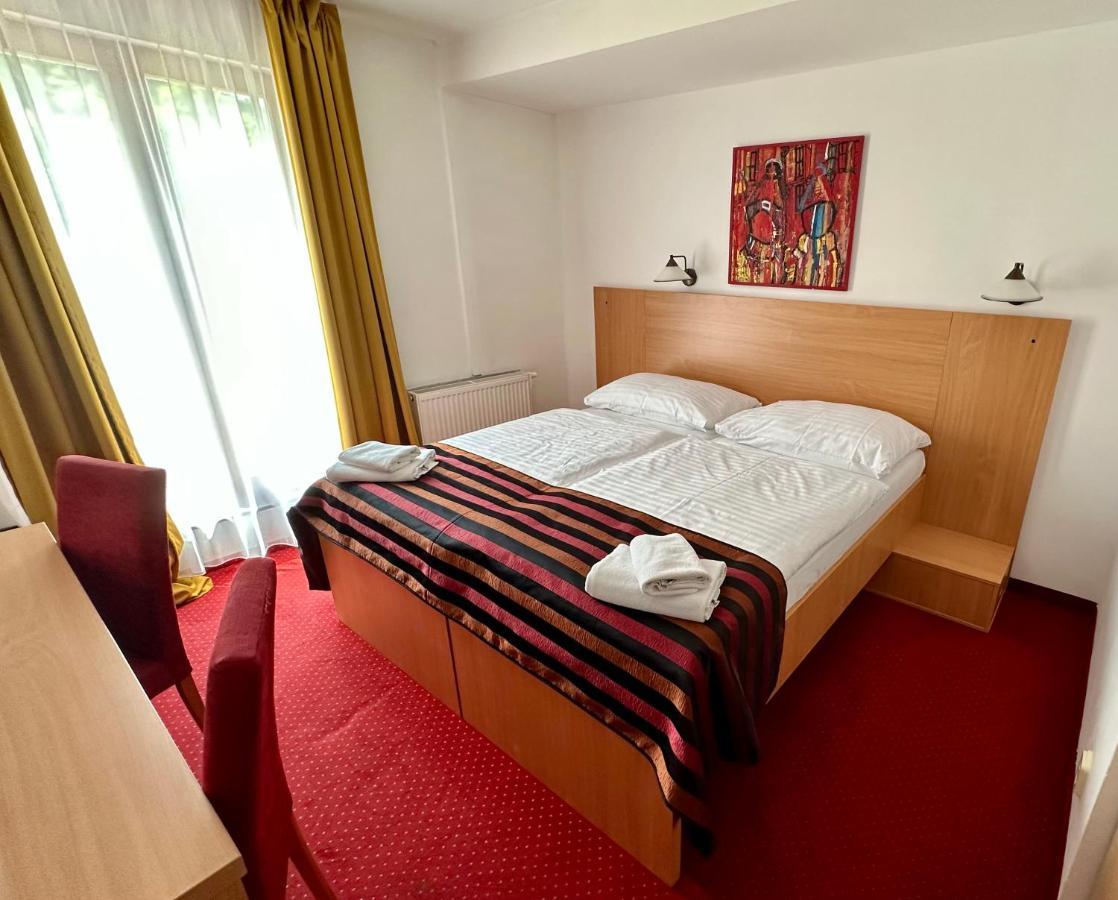 Hotel & Penzion Grand Matej Banská Štiavnica المظهر الخارجي الصورة
