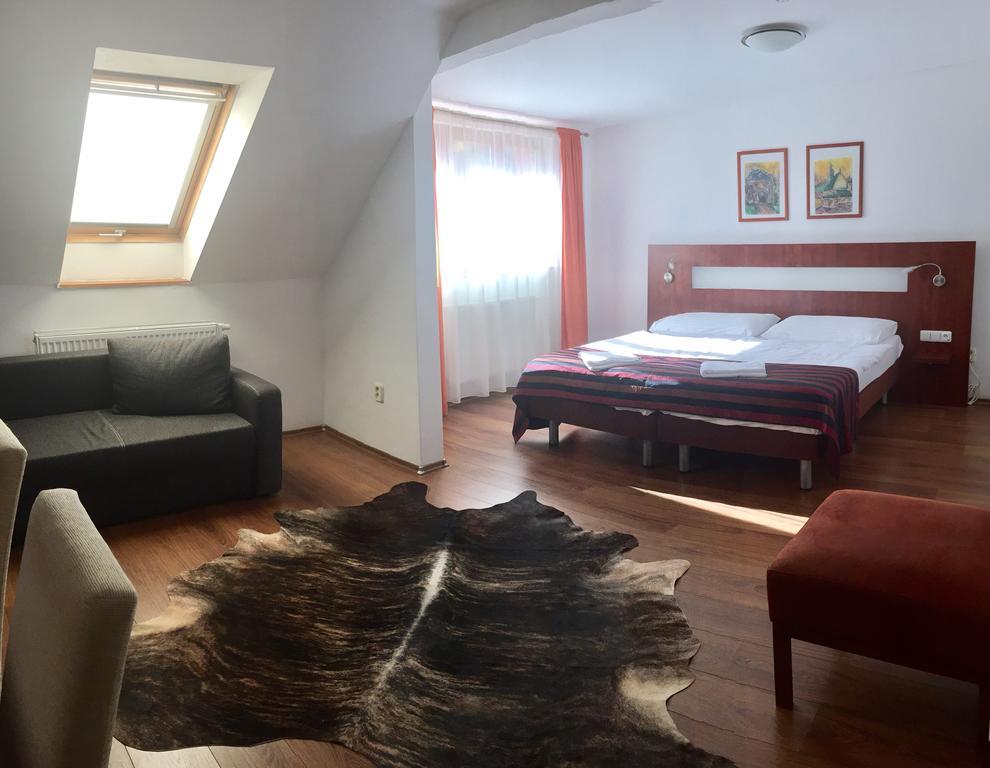 Hotel & Penzion Grand Matej Banská Štiavnica المظهر الخارجي الصورة