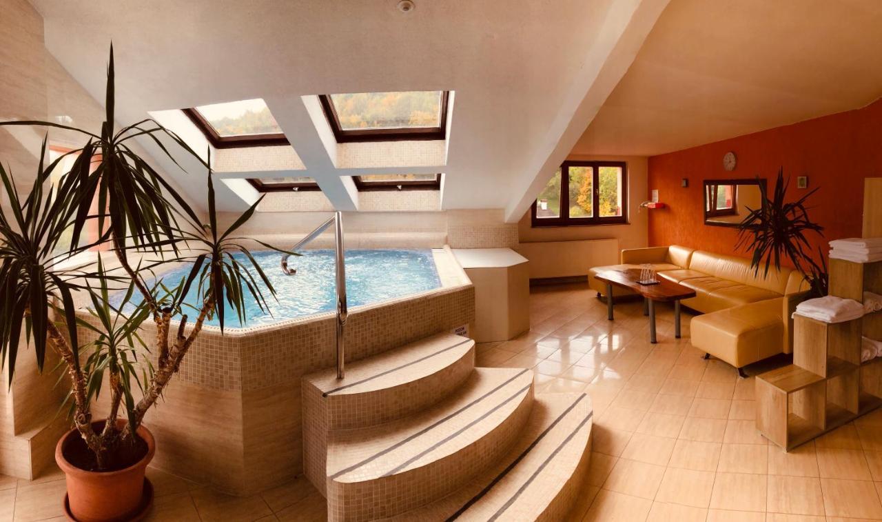 Hotel & Penzion Grand Matej Banská Štiavnica المظهر الخارجي الصورة